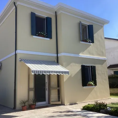 La Casa Gialla